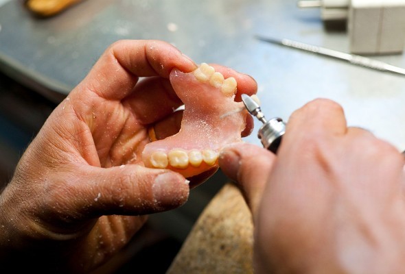 Flexible Prothesenreparatur