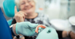 Prothèses dentaires pour les personnes âgées
